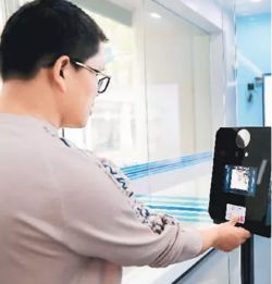 人工智能應(yīng)用軟件開(kāi)發(fā)驅(qū)動(dòng)數(shù)據(jù)中心變革，中國(guó)電子商會(huì)助推產(chǎn)業(yè)協(xié)同發(fā)展